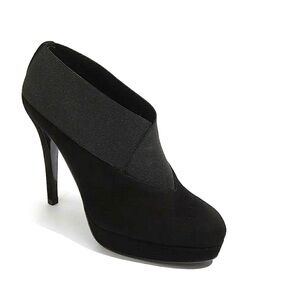 Classy Stuart Weitzman  platform suede bootie size 6